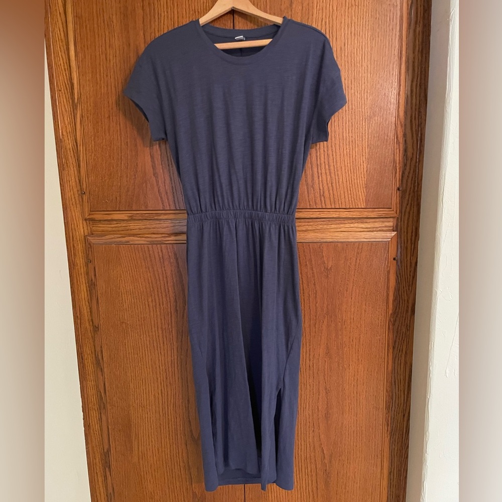 Old Navy Open Back Cut Out T Shirt Dress